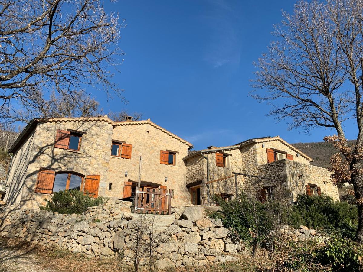 FONT NOUVELLE maison de charme Drôme Provençale, 6 ou 10 personnes avec piscine Plaisians Extérieur photo