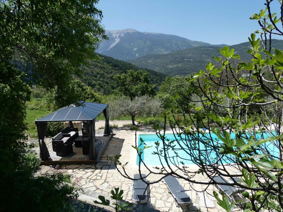 FONT NOUVELLE maison de charme Drôme Provençale, 6 ou 10 personnes avec piscine Plaisians Extérieur photo