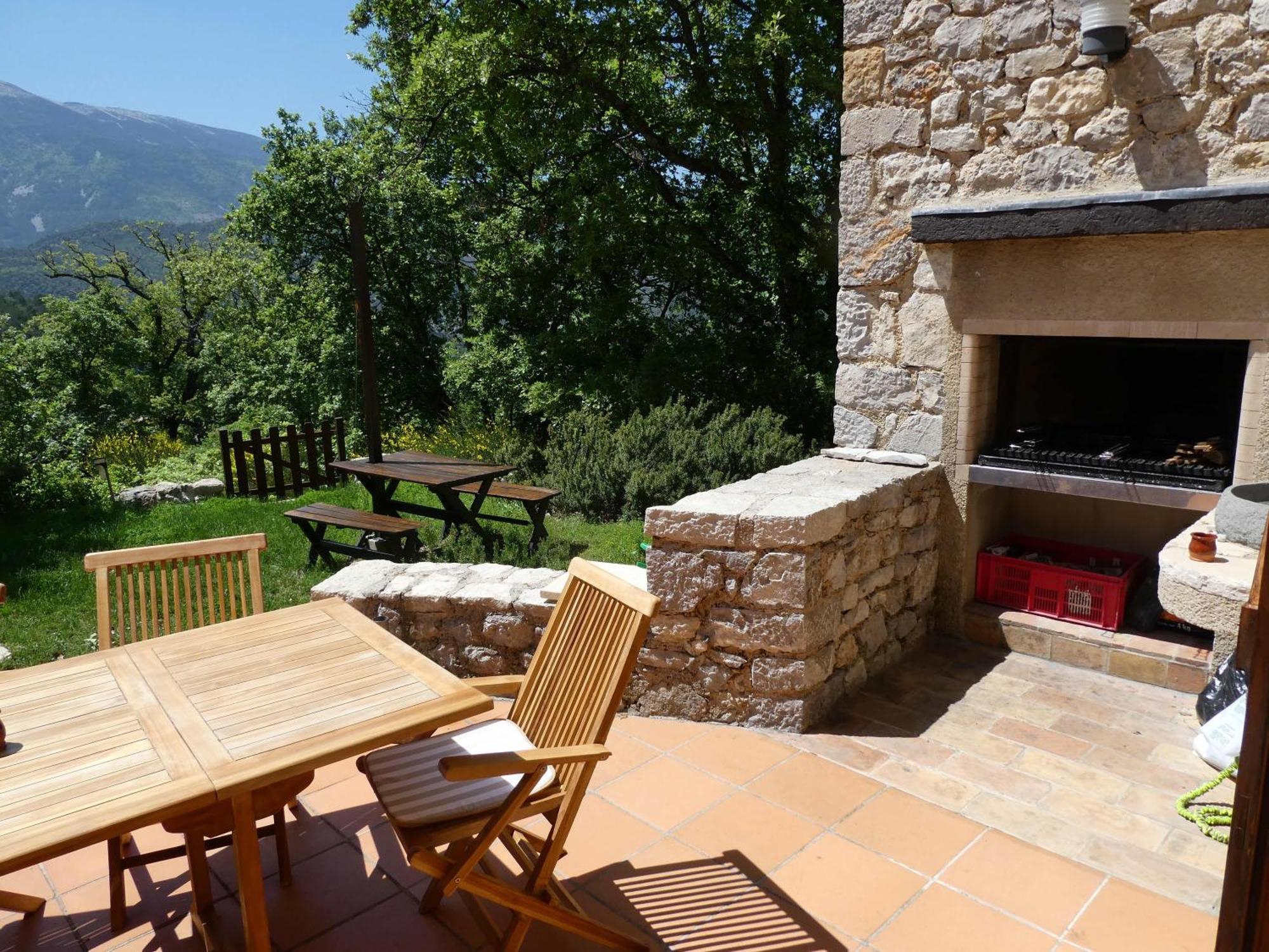 FONT NOUVELLE maison de charme Drôme Provençale, 6 ou 10 personnes avec piscine Plaisians Extérieur photo