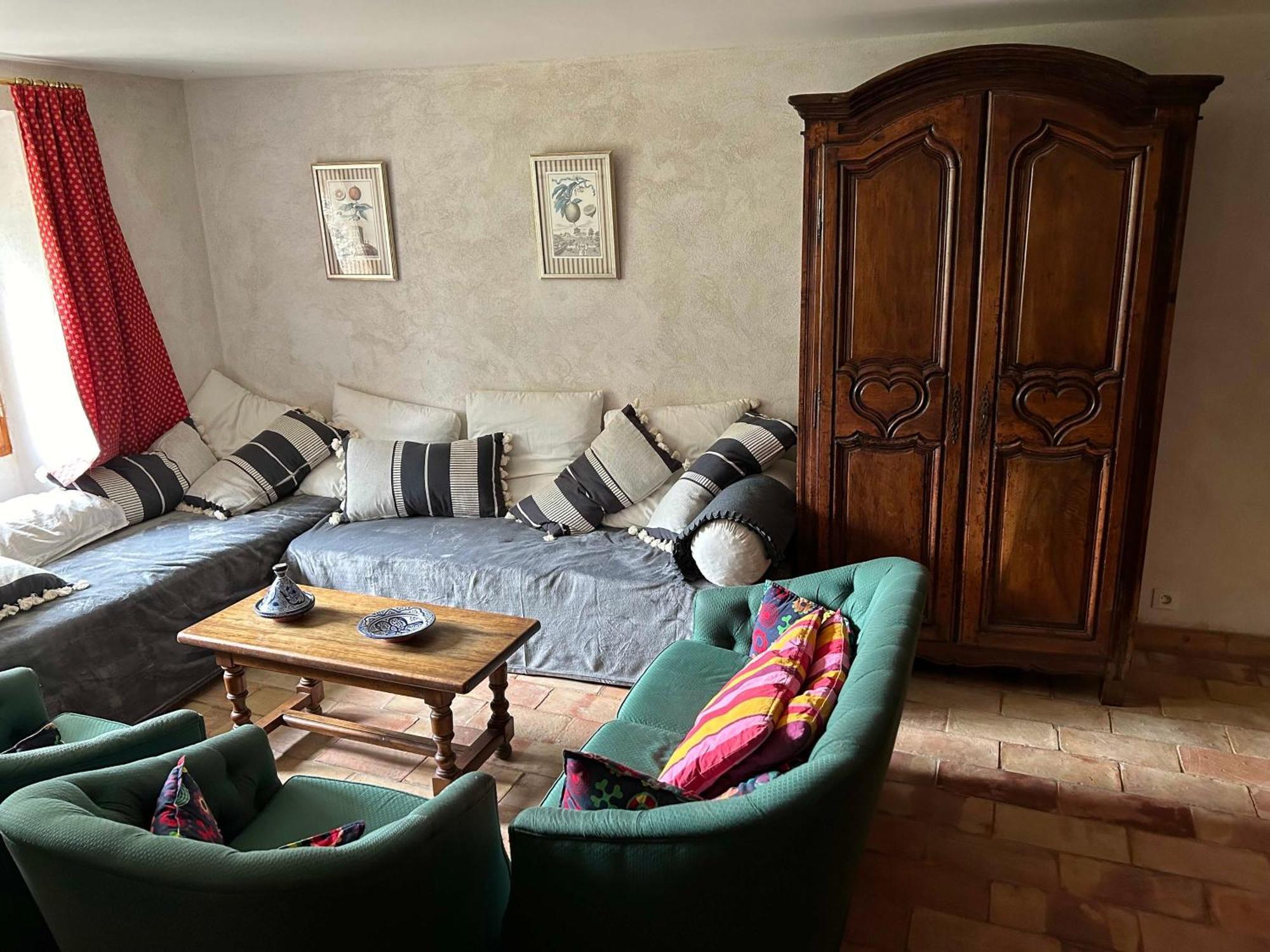 FONT NOUVELLE maison de charme Drôme Provençale, 6 ou 10 personnes avec piscine Plaisians Extérieur photo
